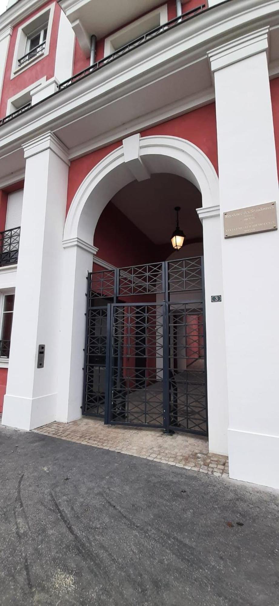Disney At Home 3 Bed Rooms- Confort 90M2 - Best Location Σερί Εξωτερικό φωτογραφία